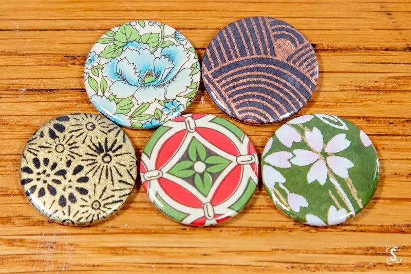 Decorated Paper Badge - Assorted - 25mm - Badge