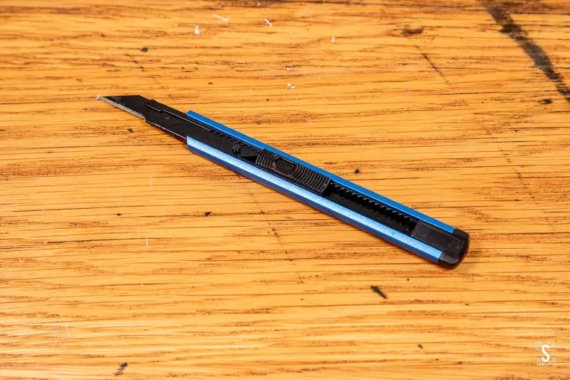 HBM - Craft Knife - 9mm - Blue - Tools