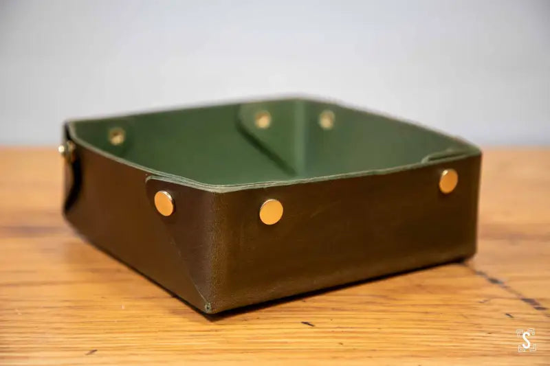 Leather Clutter Keeper - 16cm x 16cm - Antique Brass Fasteners - Olive - Leathercraft