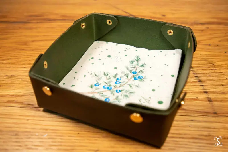 Leather Clutter Keeper - 16cm x 16cm - Antique Brass Fasteners - Olive - Leathercraft