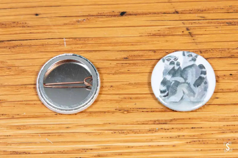 Ring-Tailed Lemurs - Badge - 25mm - SQUUSHED