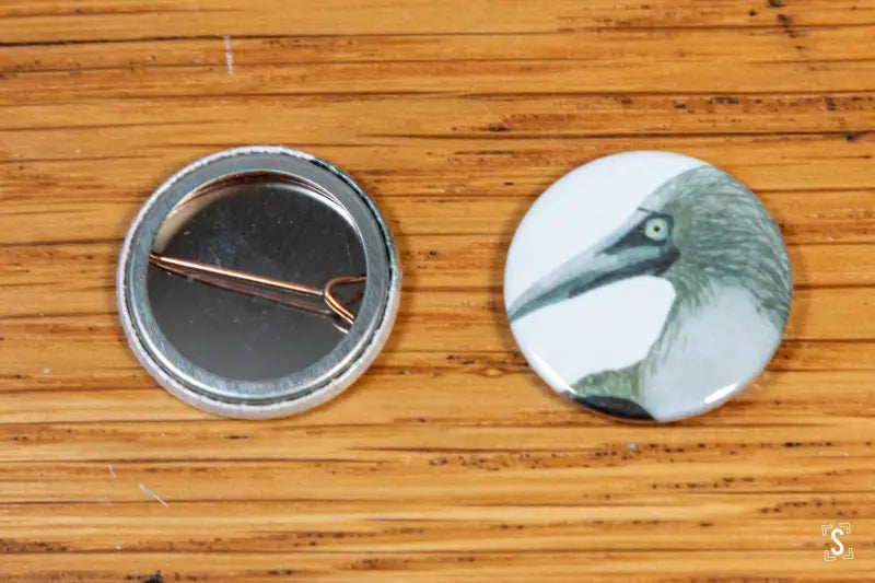 Side Booby - Badge - 25mm - SQUUSHED