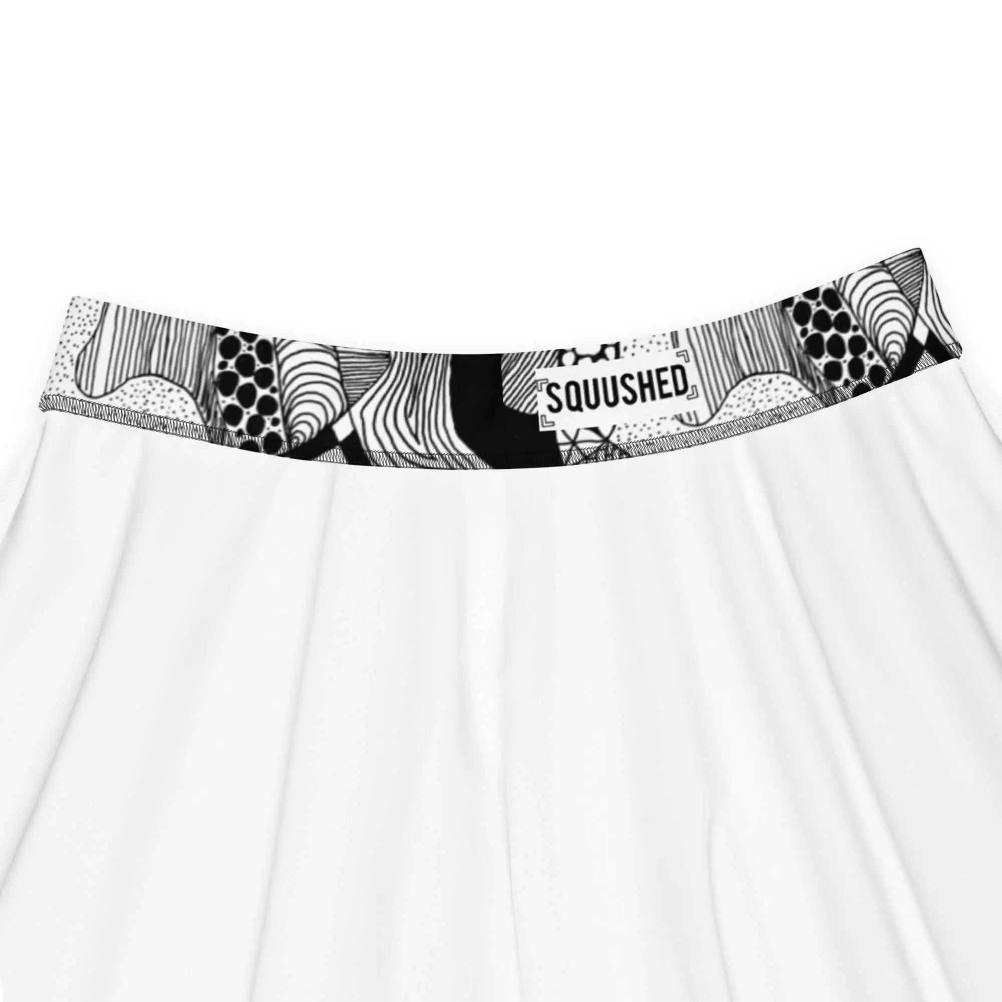 Skater skirt with black and white print, Graphic Abstract